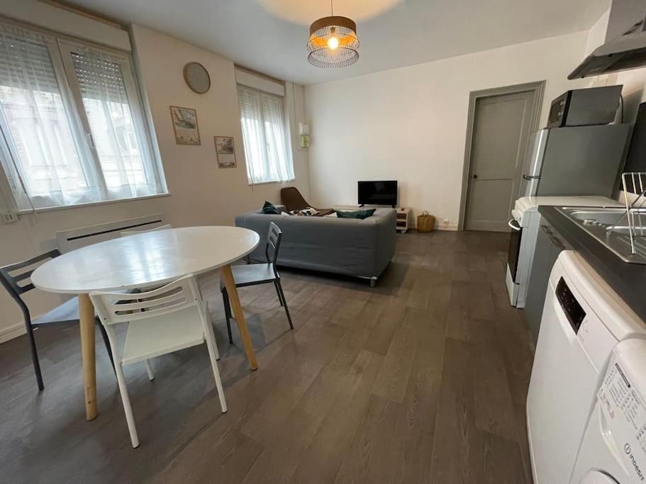 Appartement 2 Chambres A 3 Min A Pied De La Plage Saint-Valery-en-Caux Exterior foto